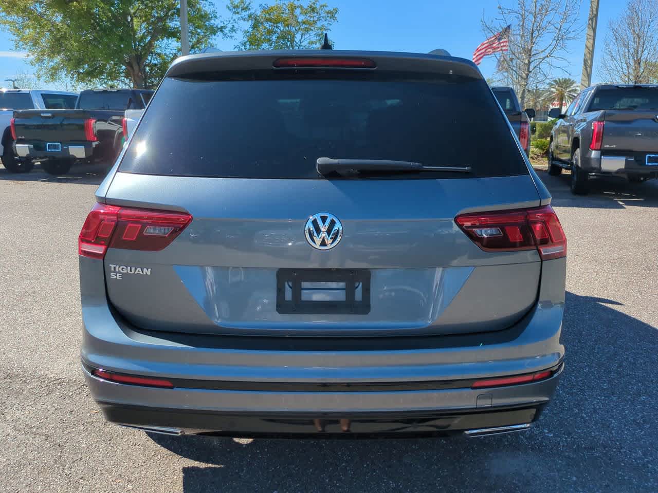 Thumbnail: 2020 Volkswagen Tiguan - 5