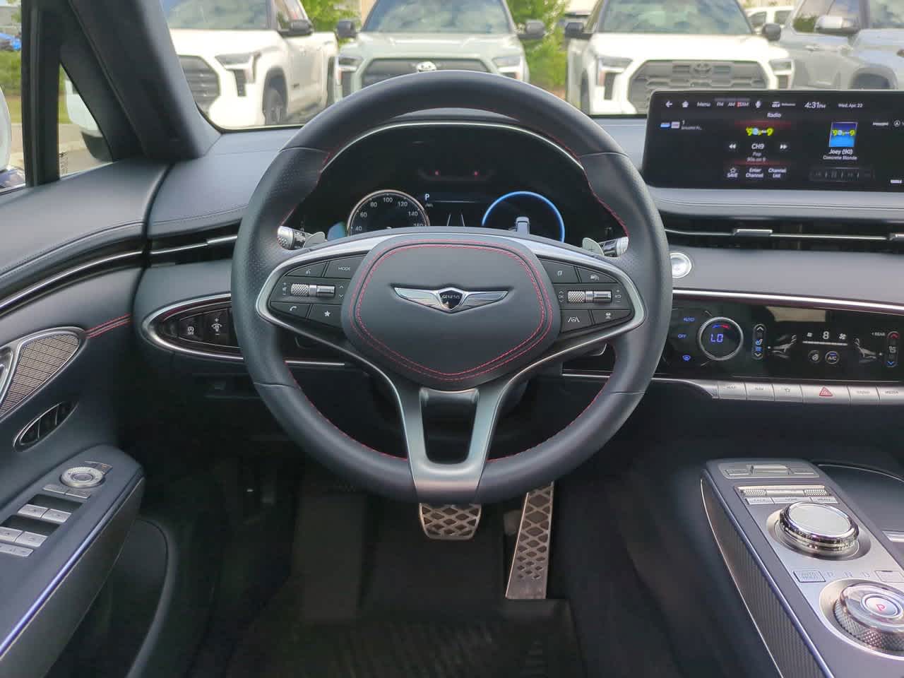 Thumbnail: 2023 Genesis GV70 - 15