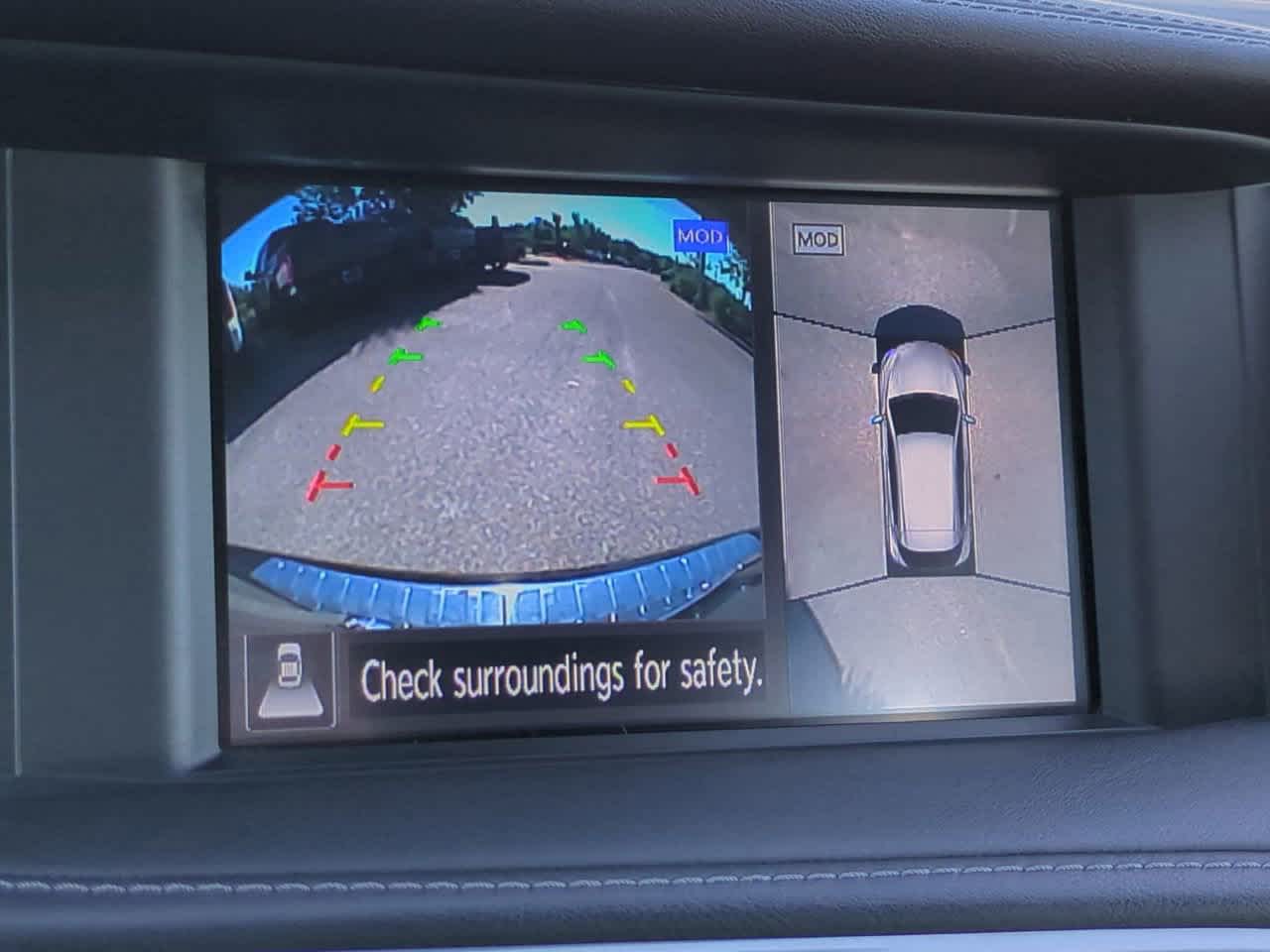 Thumbnail: 2017 INFINITI QX30 - 20