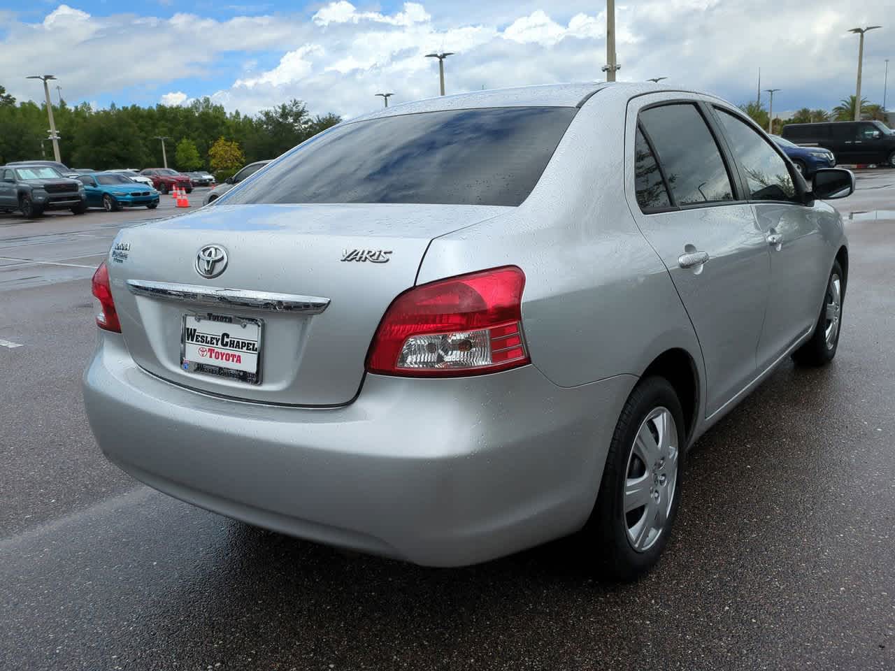 Thumbnail: 2012 Toyota Yaris - 6