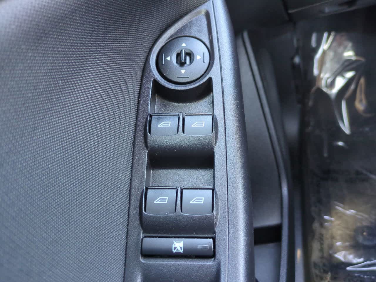 Thumbnail: 2017 Ford Focus - 21