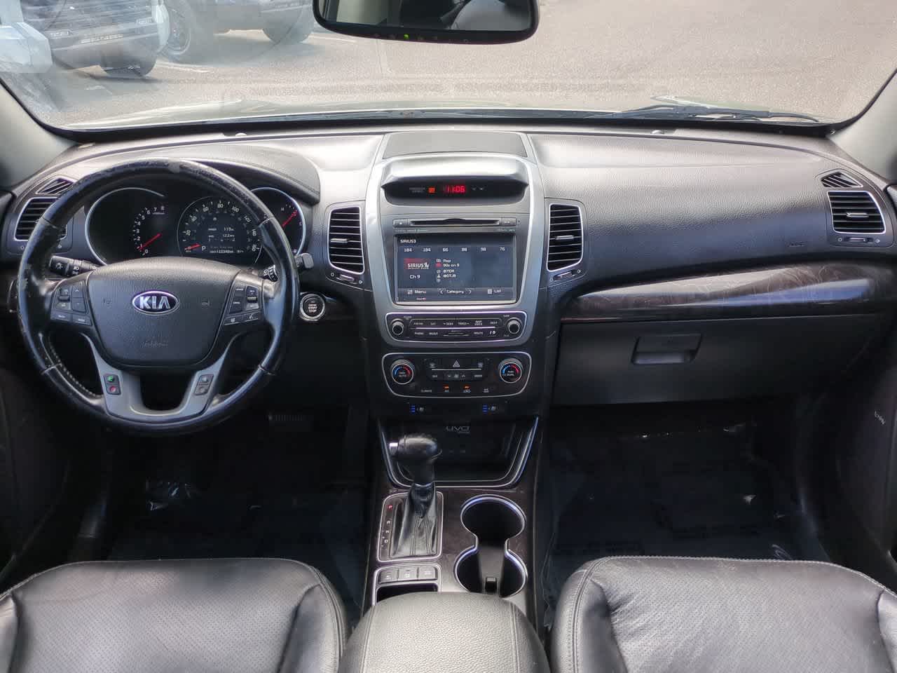Thumbnail: 2015 Kia Sorento - 15