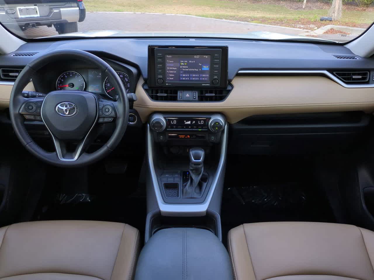 Thumbnail: 2021 Toyota RAV4 - 14