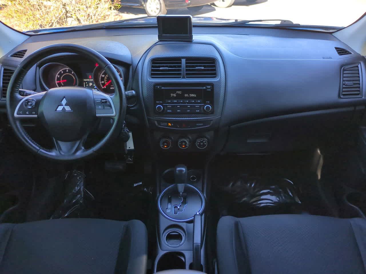 Thumbnail: 2015 Mitsubishi Outlander Sport - 14