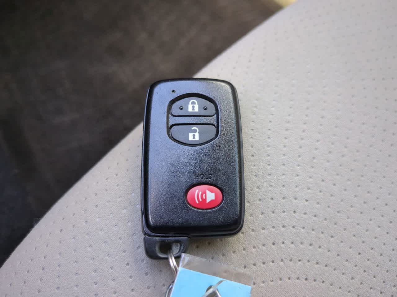 Thumbnail: 2012 Toyota Prius - 25