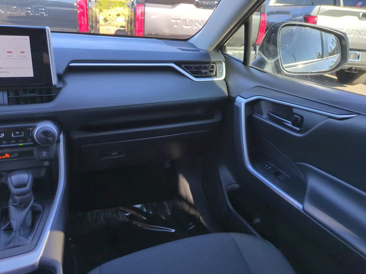 Thumbnail: 2024 Toyota RAV4 - 16