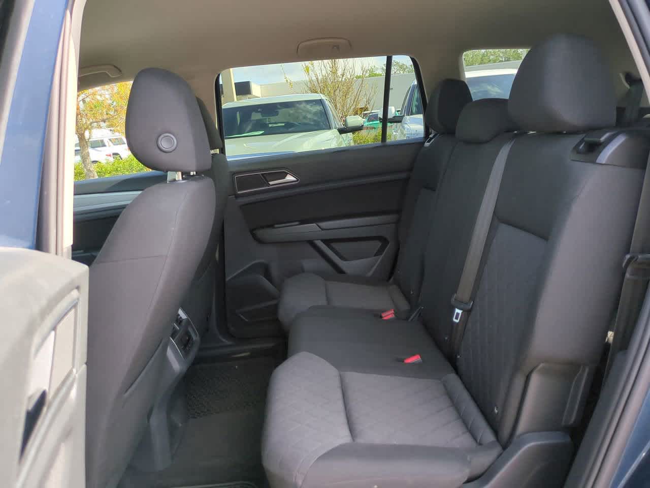 Thumbnail: 2018 Volkswagen Atlas - 14