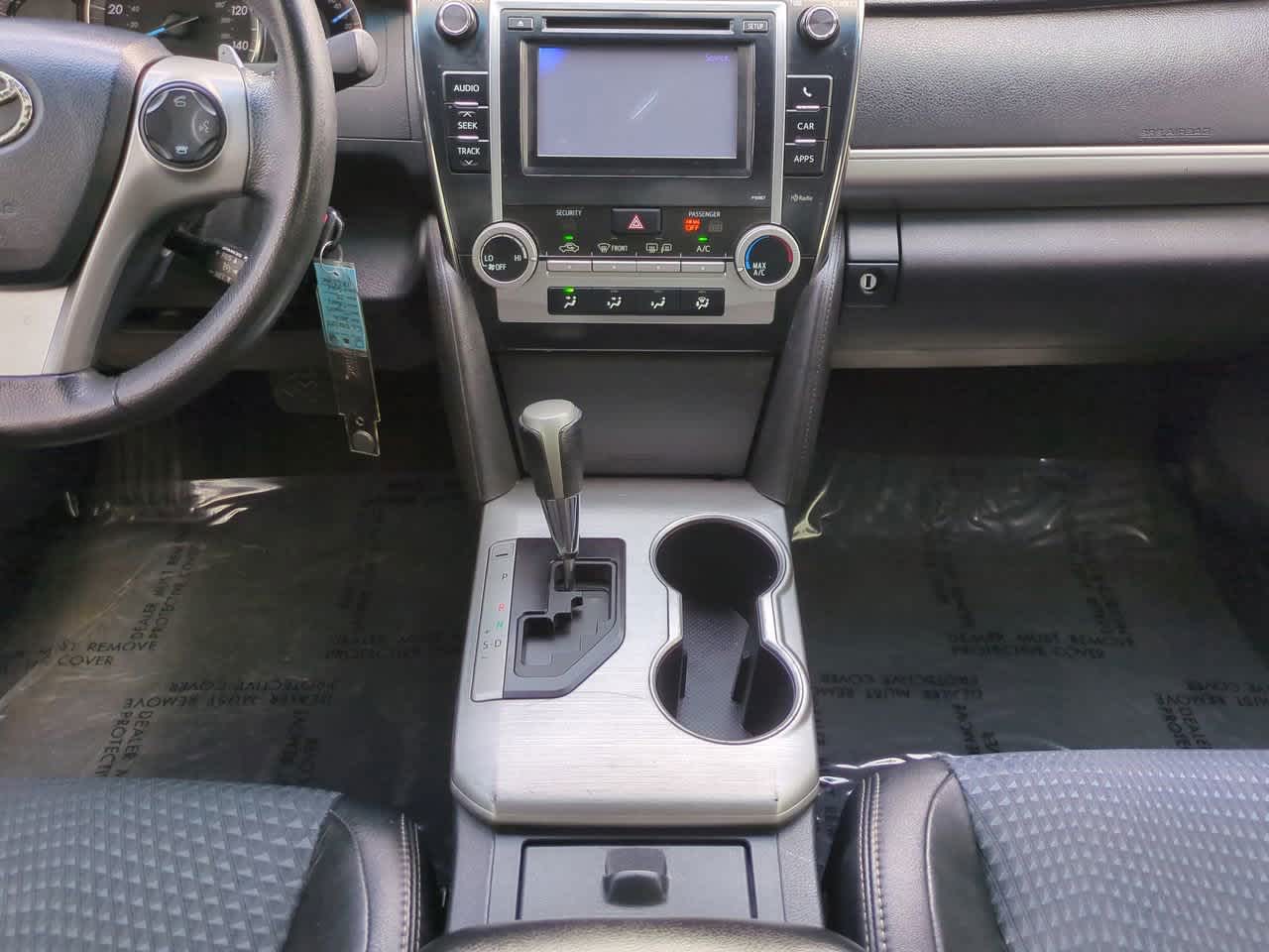 Thumbnail: 2012 Toyota Camry - 18