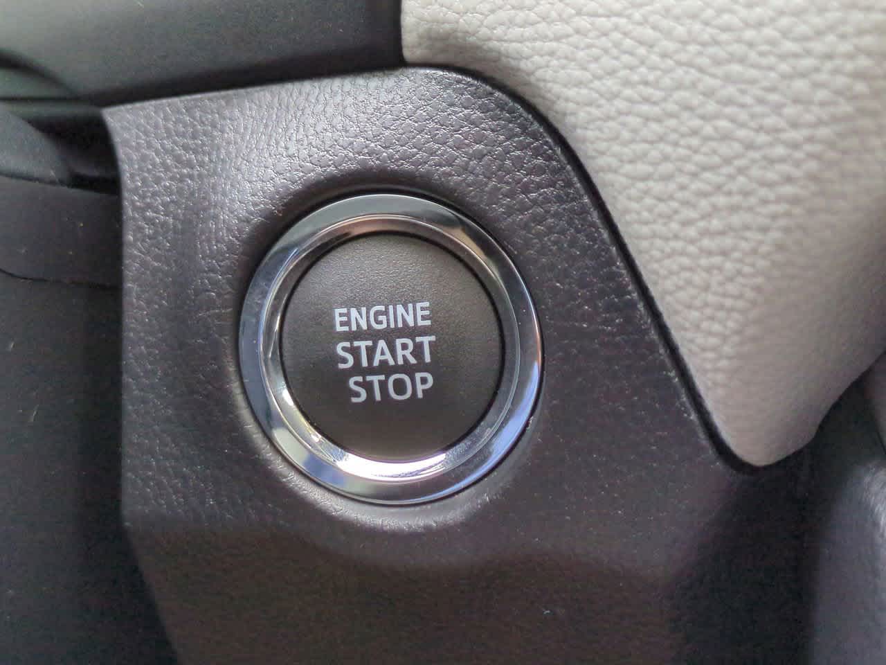 Thumbnail: 2025 Toyota RAV4 - 27