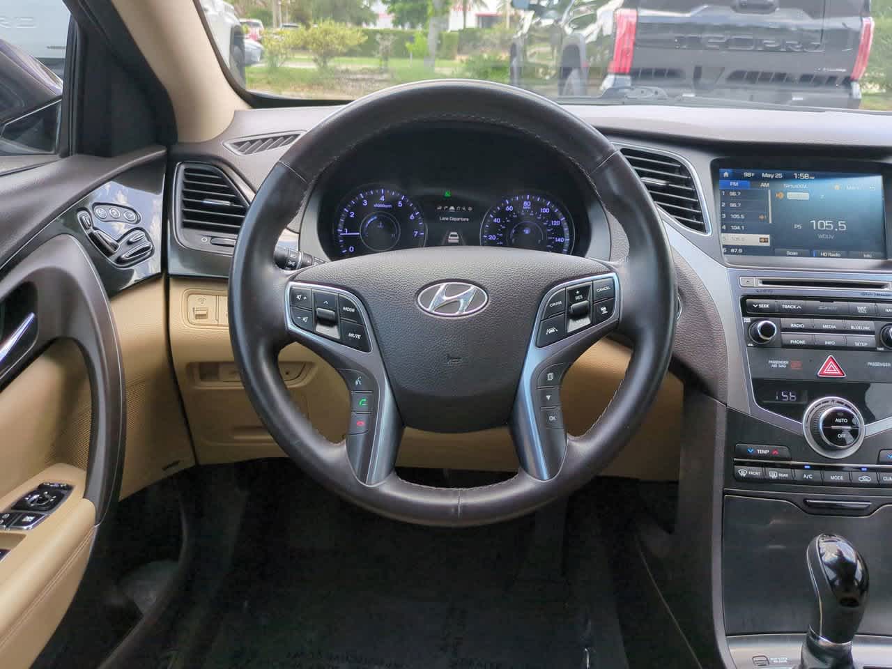 Thumbnail: 2016 Hyundai Azera - 15