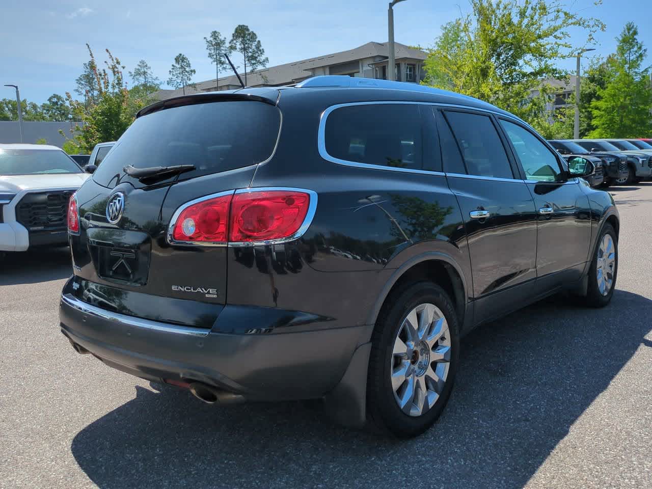 Thumbnail: 2012 Buick Enclave - 6