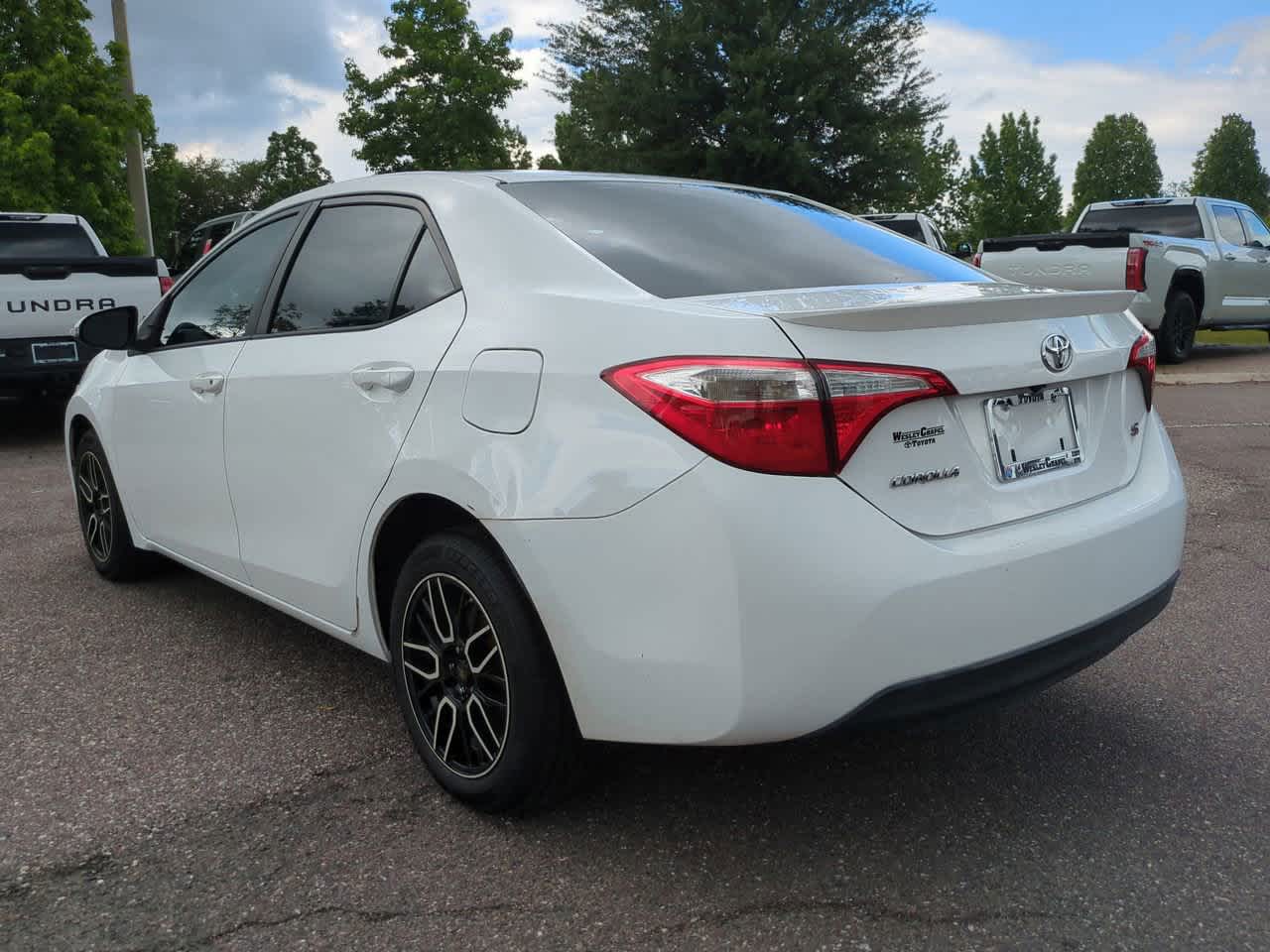 Thumbnail: 2015 Toyota Corolla - 4