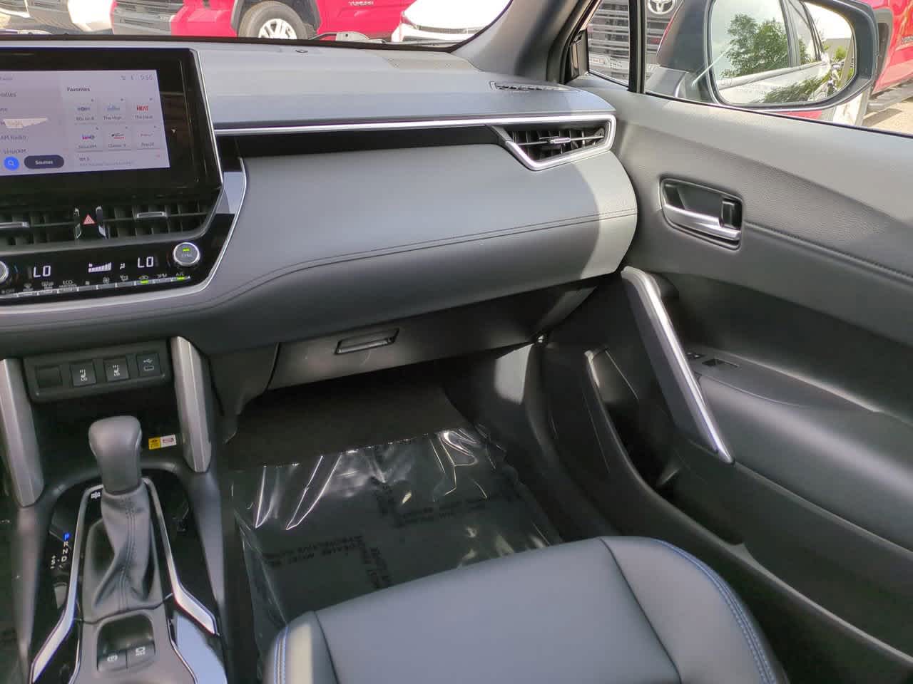 2023 Toyota Corolla Cross XSE 16