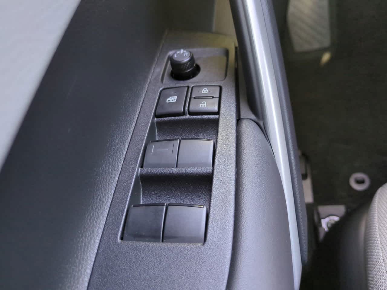 Thumbnail: 2026 Toyota Corolla Cross - 21