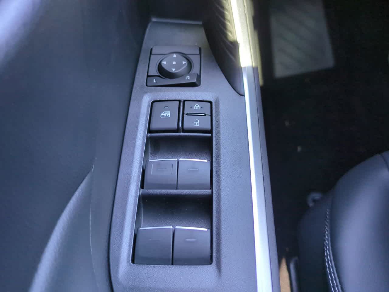 Thumbnail: 2025 Toyota RAV4 - 23