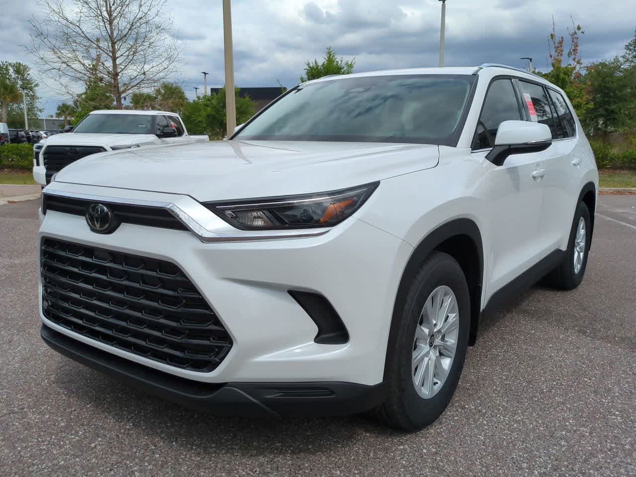 Thumbnail: 2026 Toyota Grand Highlander - 2