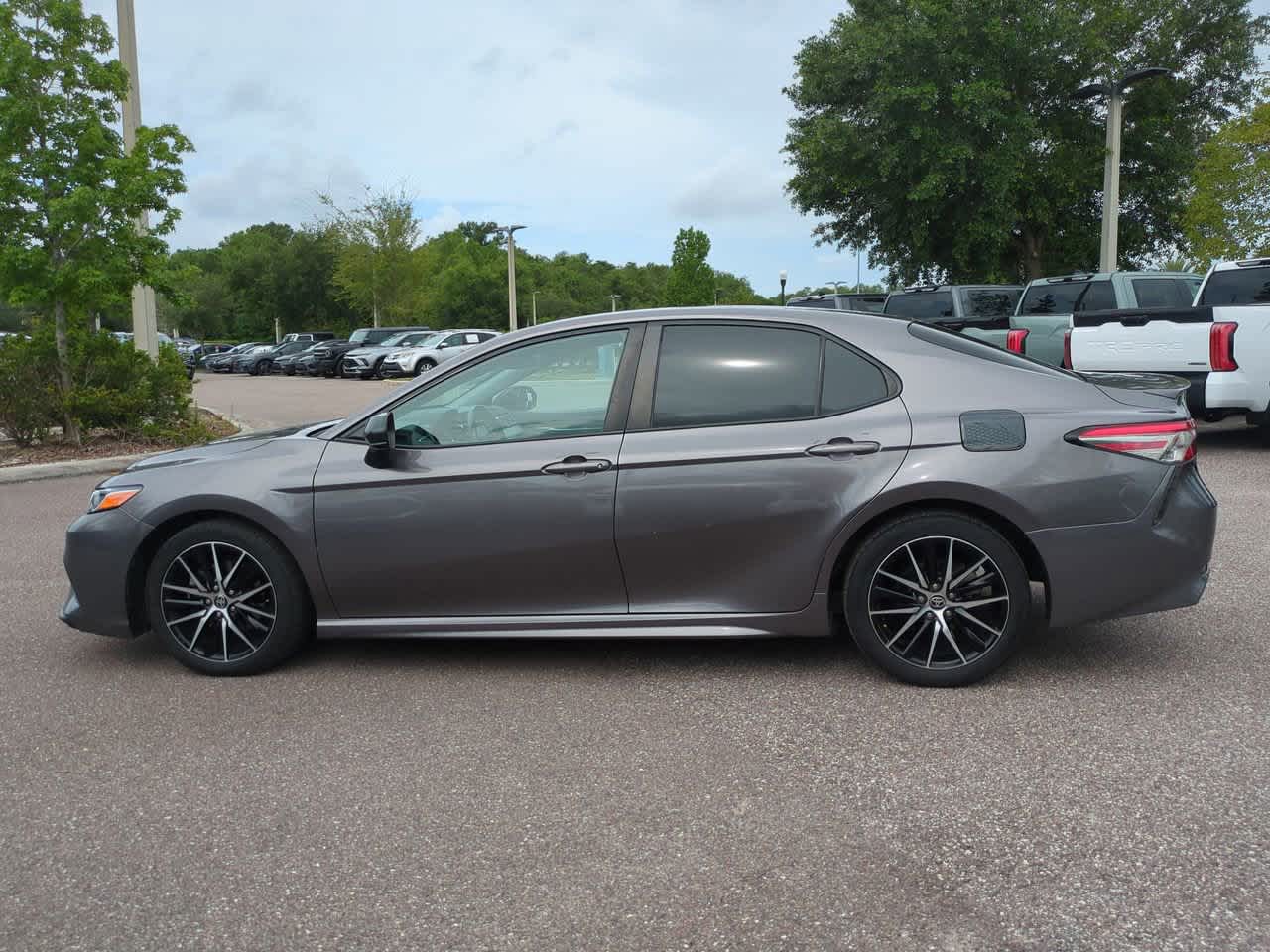 Thumbnail: 2018 Toyota Camry - 3