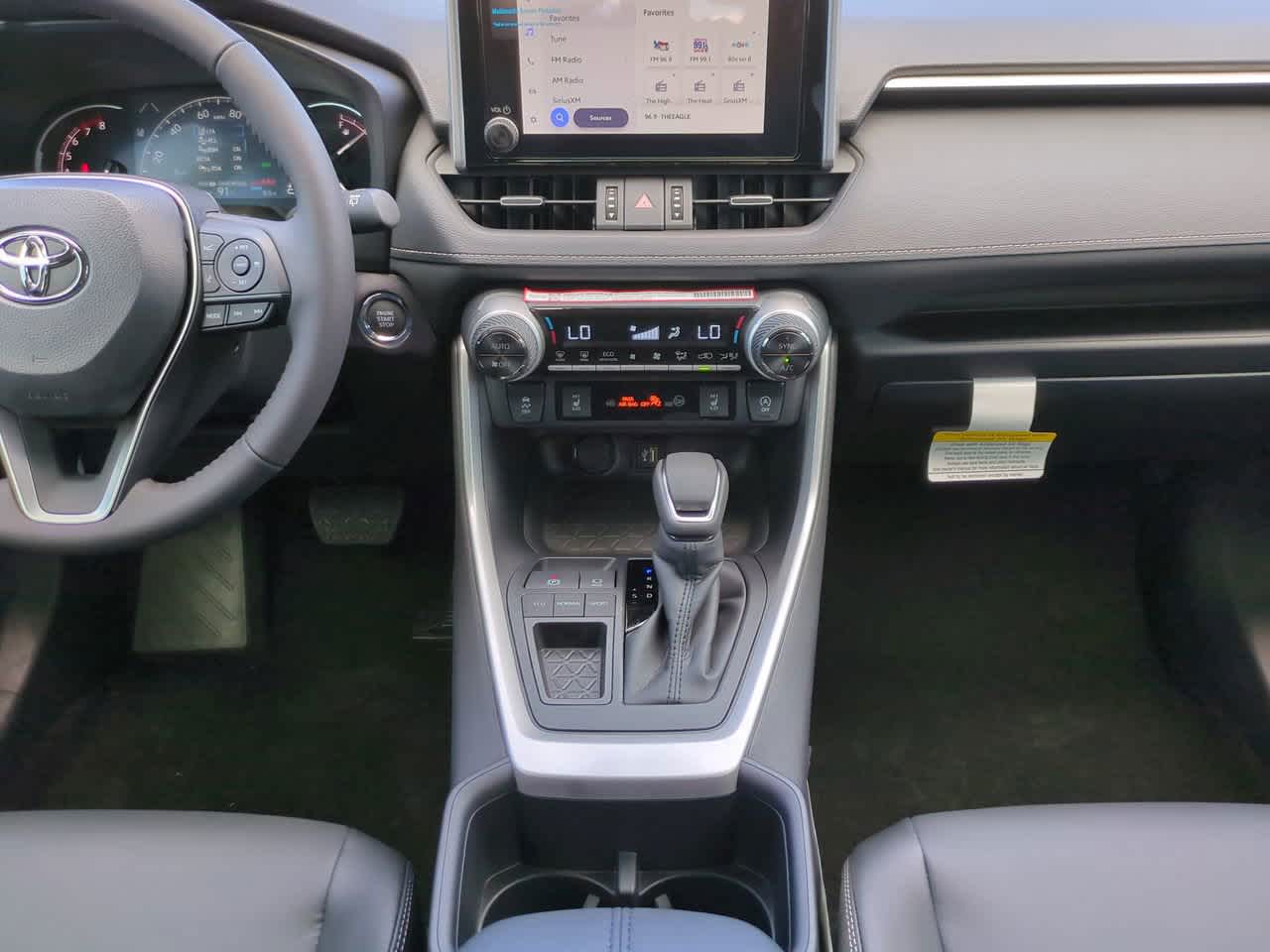 Thumbnail: 2025 Toyota RAV4 - 18