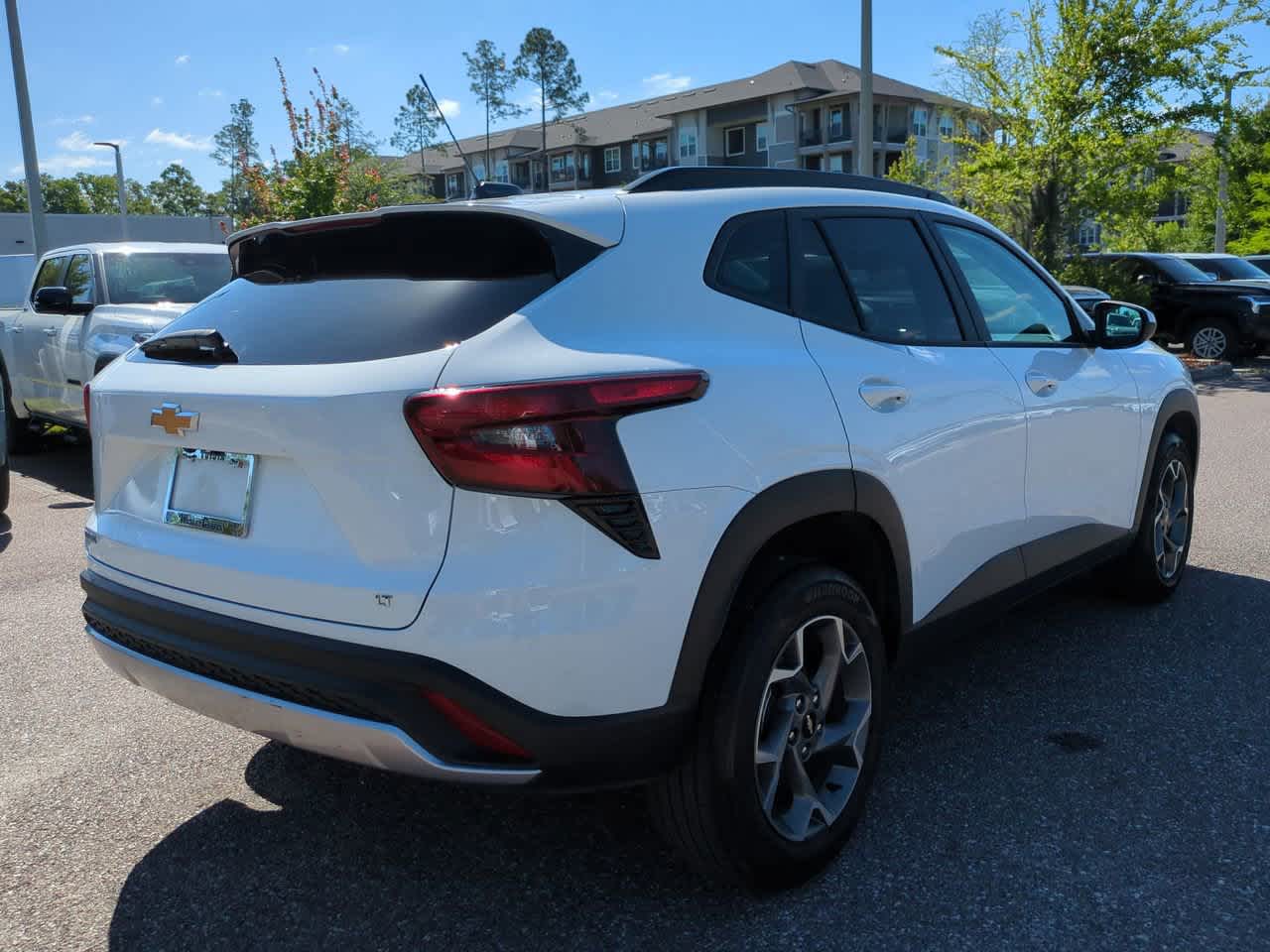 Thumbnail: 2025 Chevrolet Trax - 6