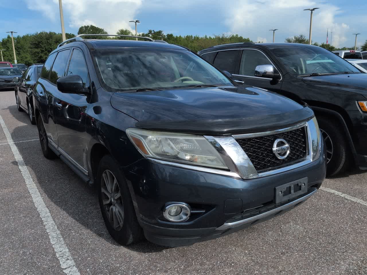 Thumbnail: 2013 Nissan Pathfinder - 6