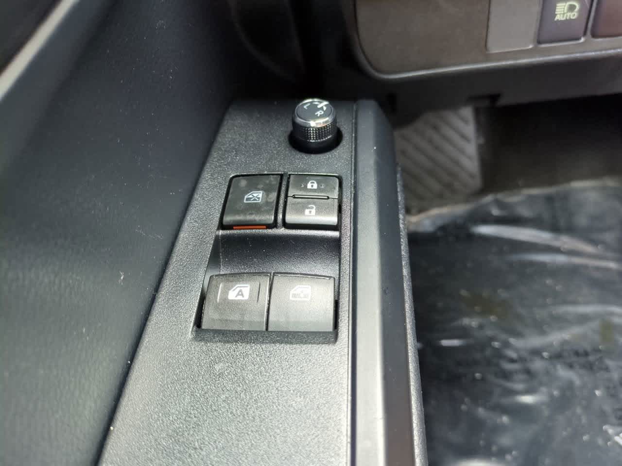 2018 Toyota Tacoma SR 20