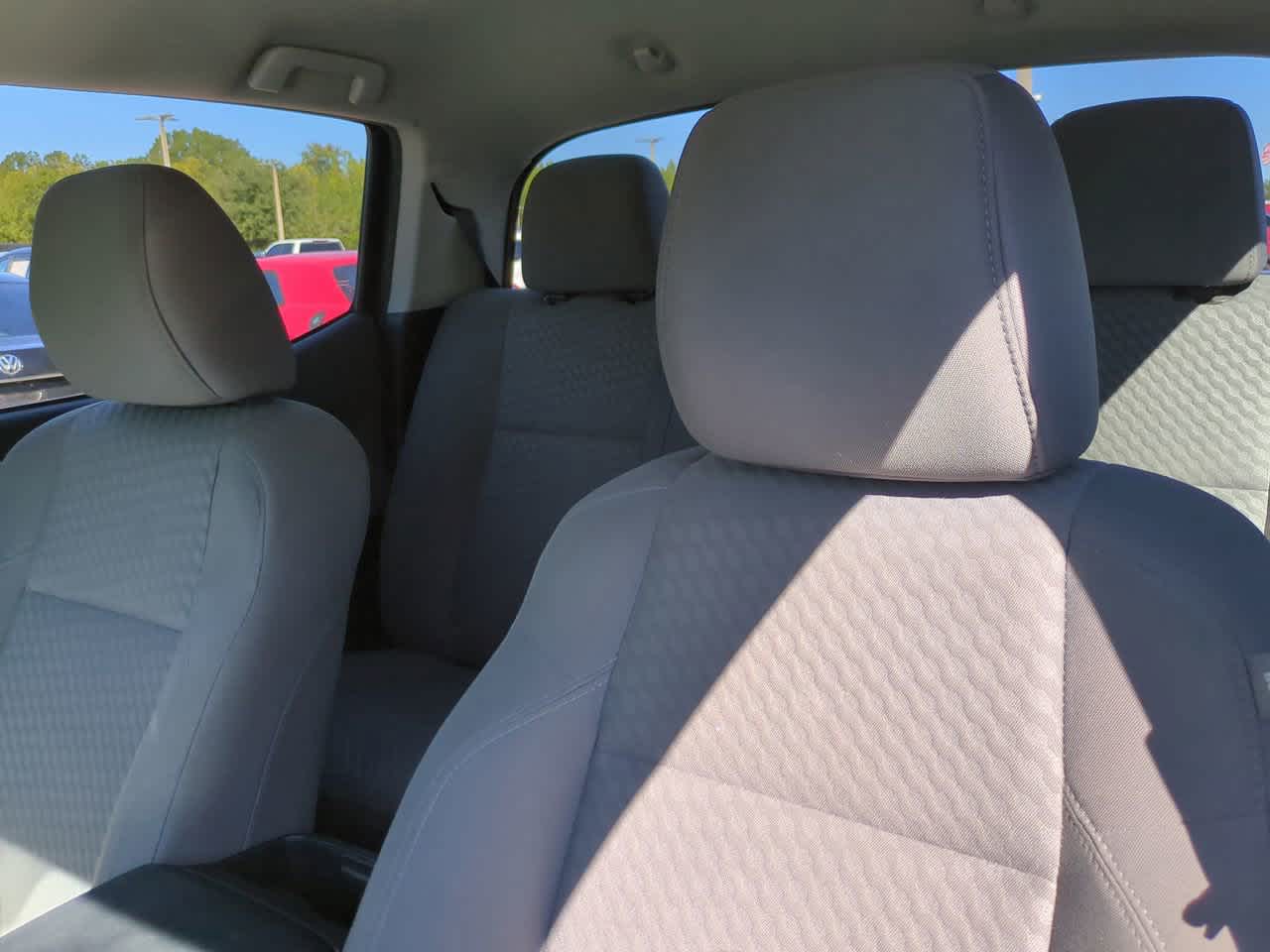 Thumbnail: 2022 Toyota Tacoma - 8