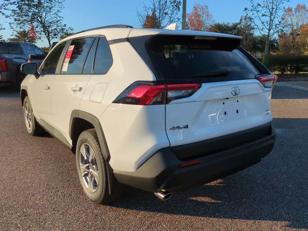New 2025 Toyota RAV4 XLE SUV