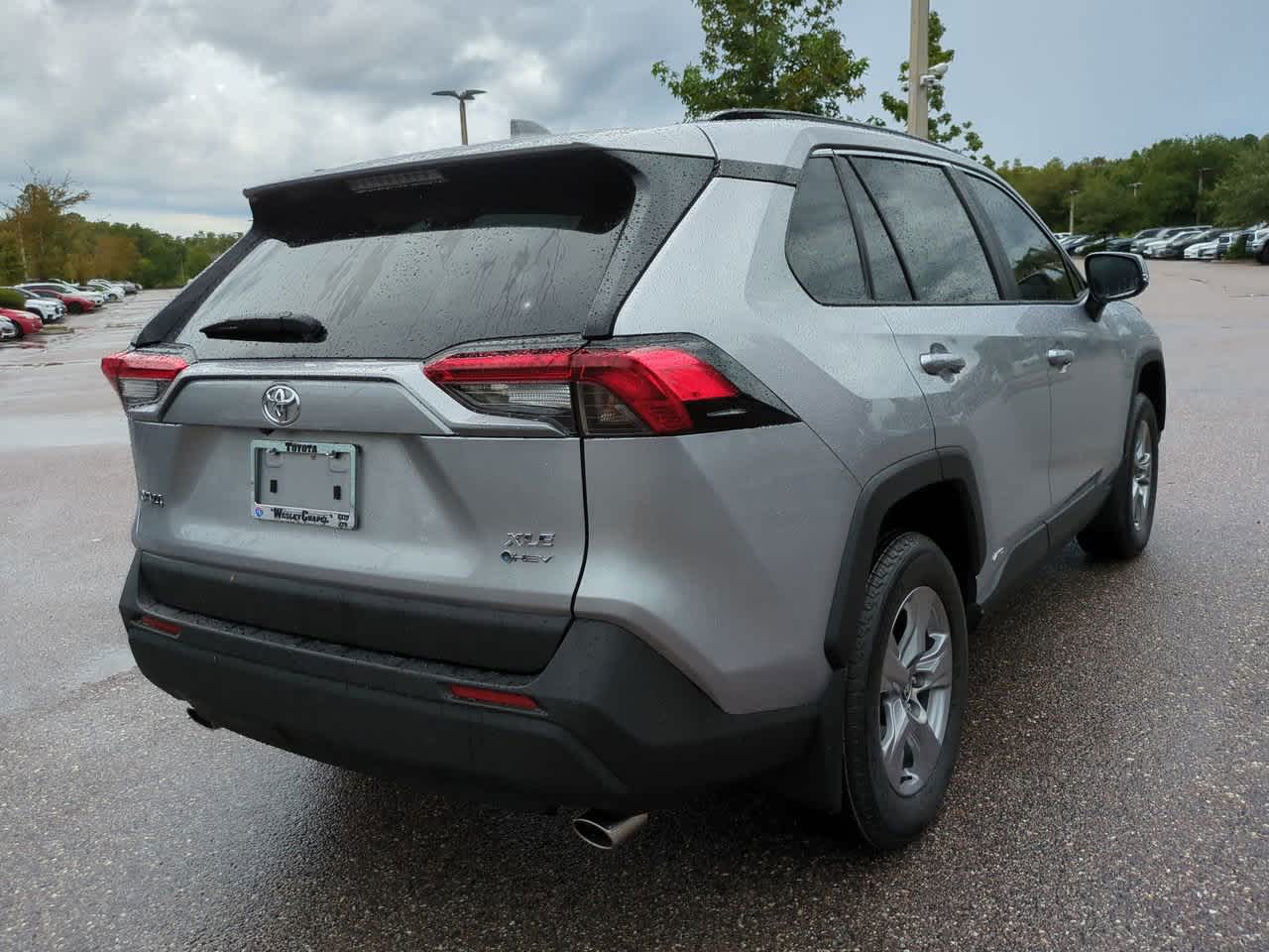 Thumbnail: 2025 Toyota RAV4 - 6