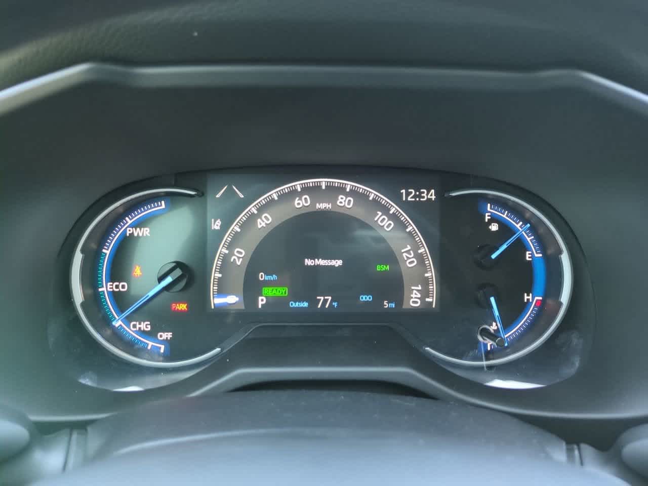 Thumbnail: 2025 Toyota RAV4 - 25