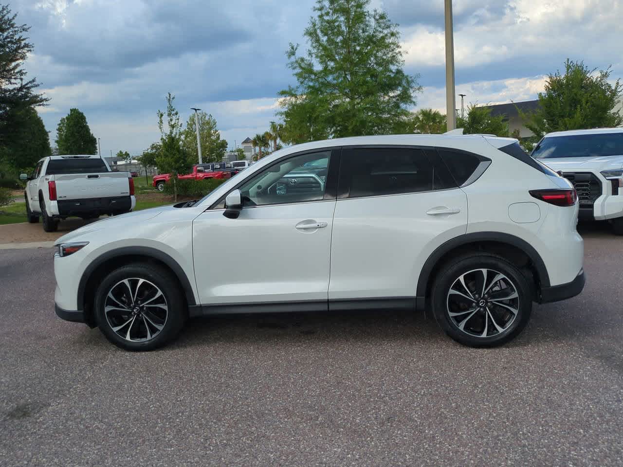 Thumbnail: 2023 Mazda CX-5 - 3
