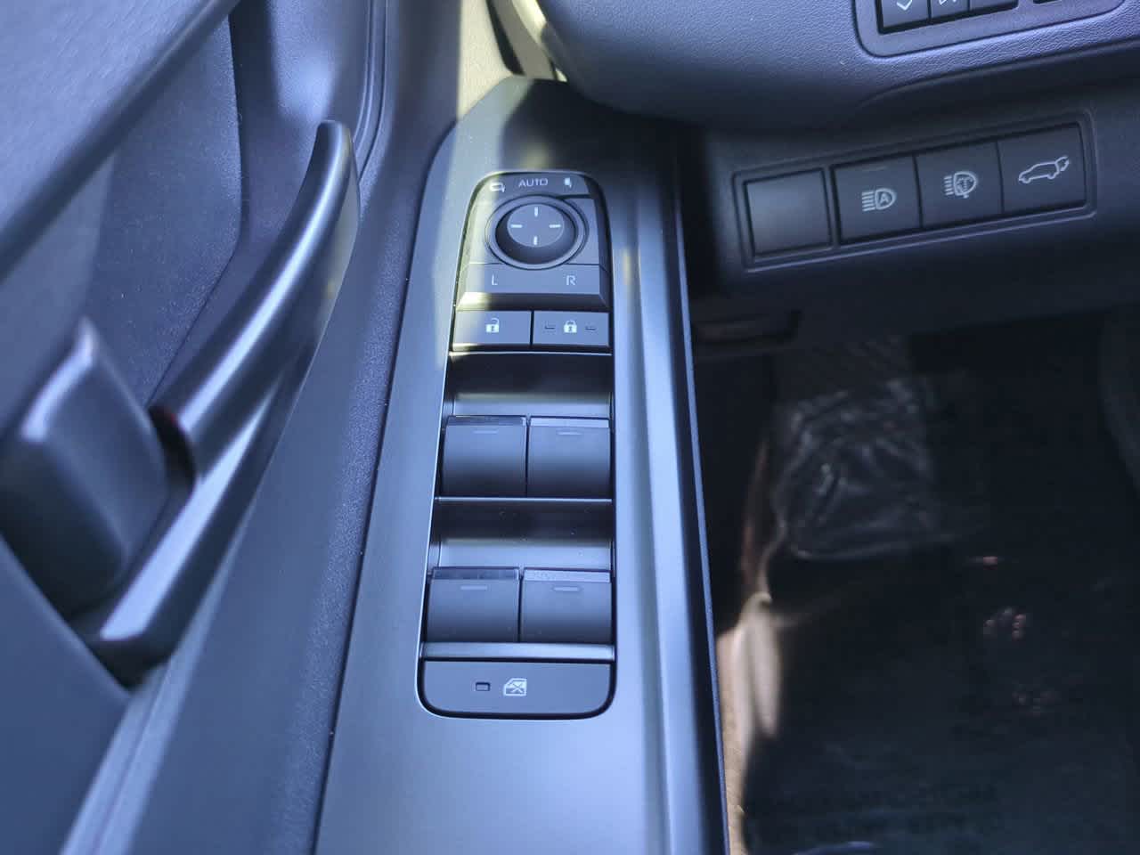 Thumbnail: 2026 Toyota bZ - 21