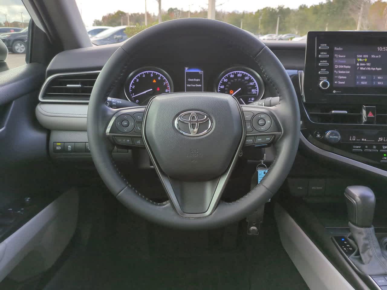 Thumbnail: 2022 Toyota Camry - 15