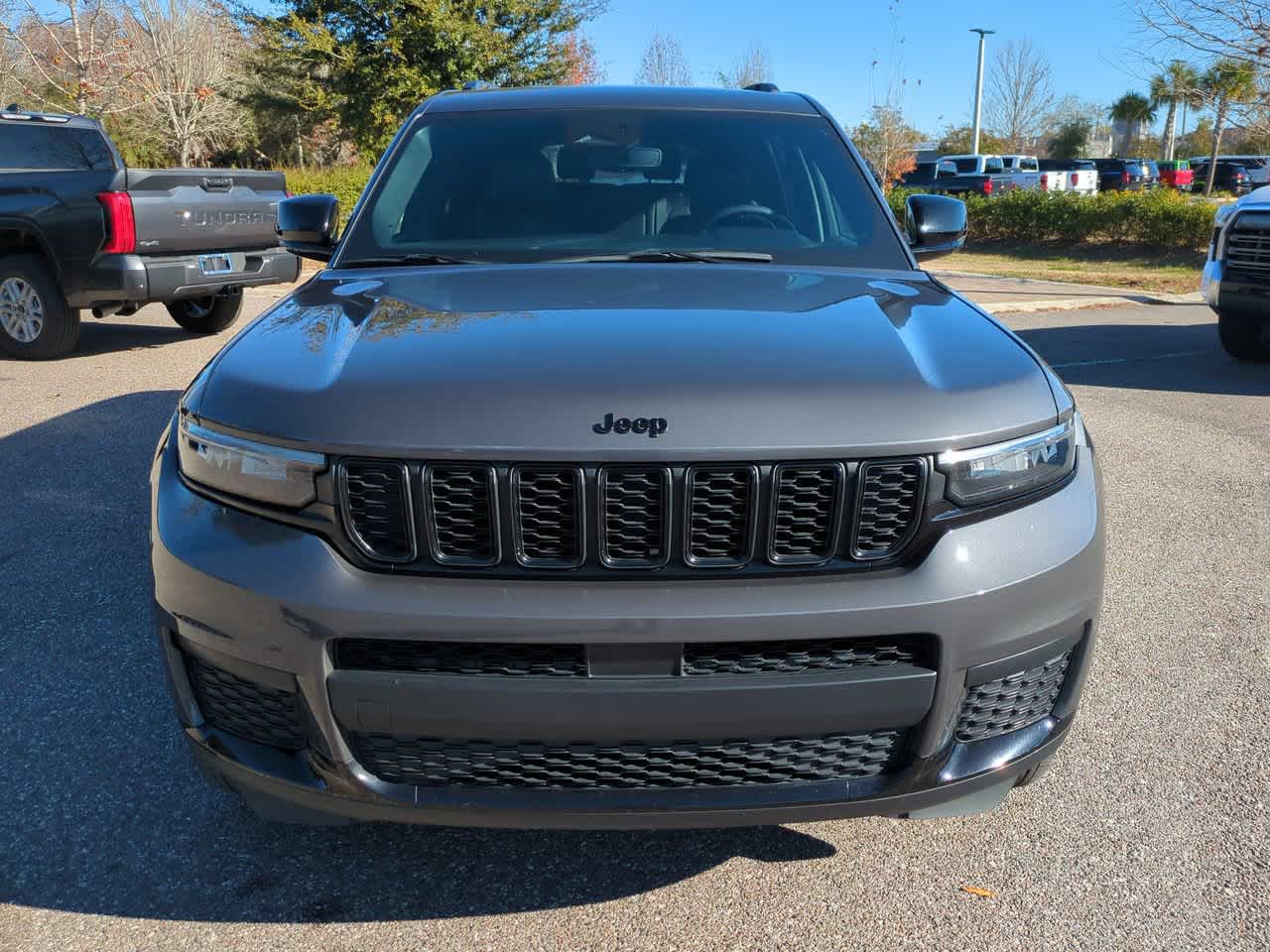 Thumbnail: 2024 Jeep Grand Cherokee L - 9