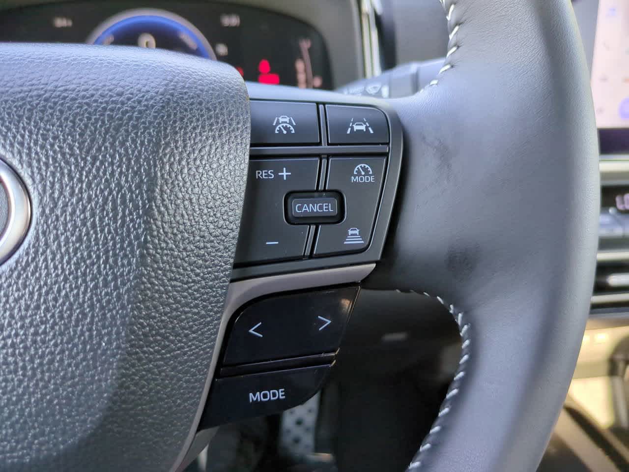 Thumbnail: 2025 Toyota Camry - 22