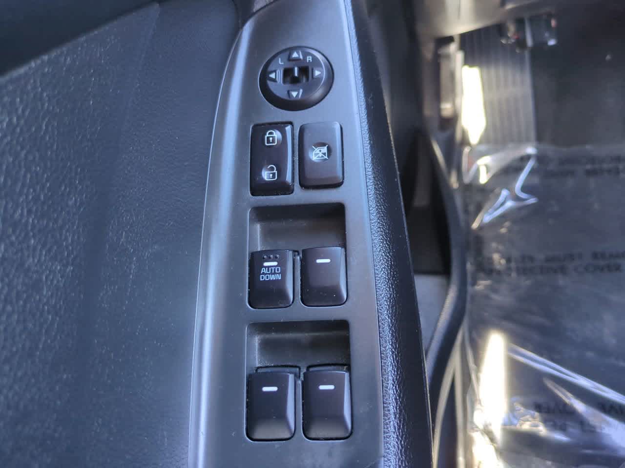 Thumbnail: 2017 Kia Forte - 20