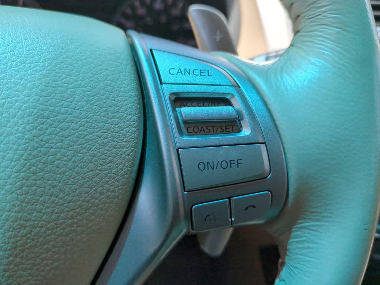 Thumbnail: 2013 Nissan Altima - 25