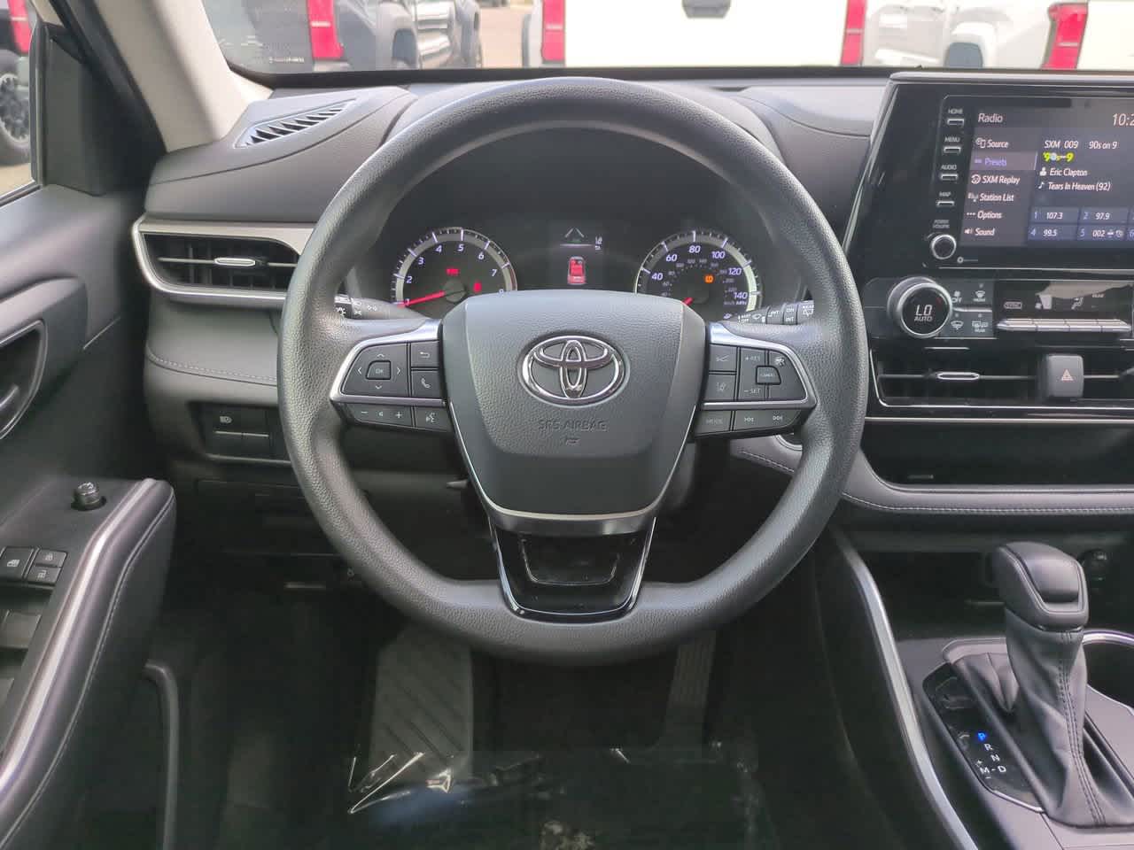 Thumbnail: 2021 Toyota Highlander - 16