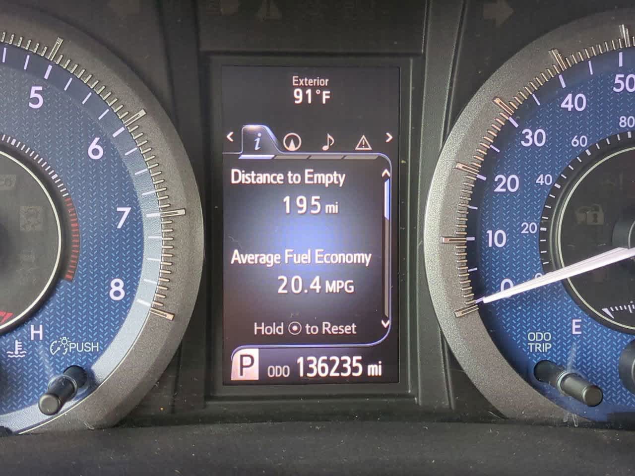 2015 Toyota Sienna Limited 28