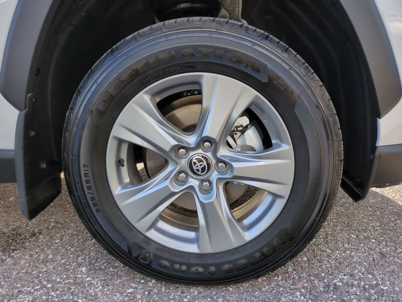 Thumbnail: 2025 Toyota RAV4 - 11