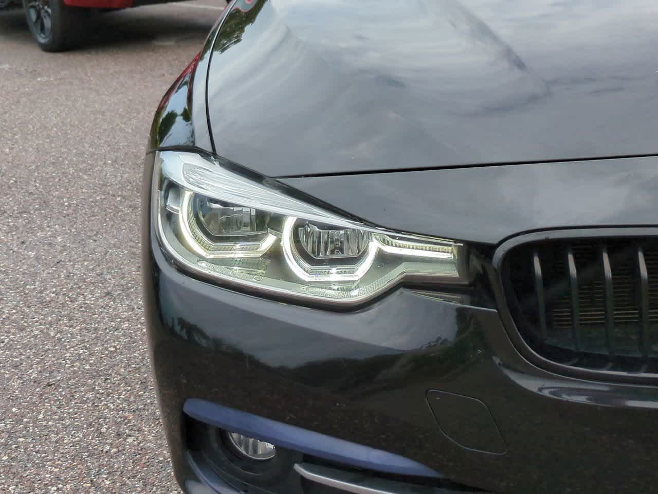 Thumbnail: 2018 BMW 3 Series - 10