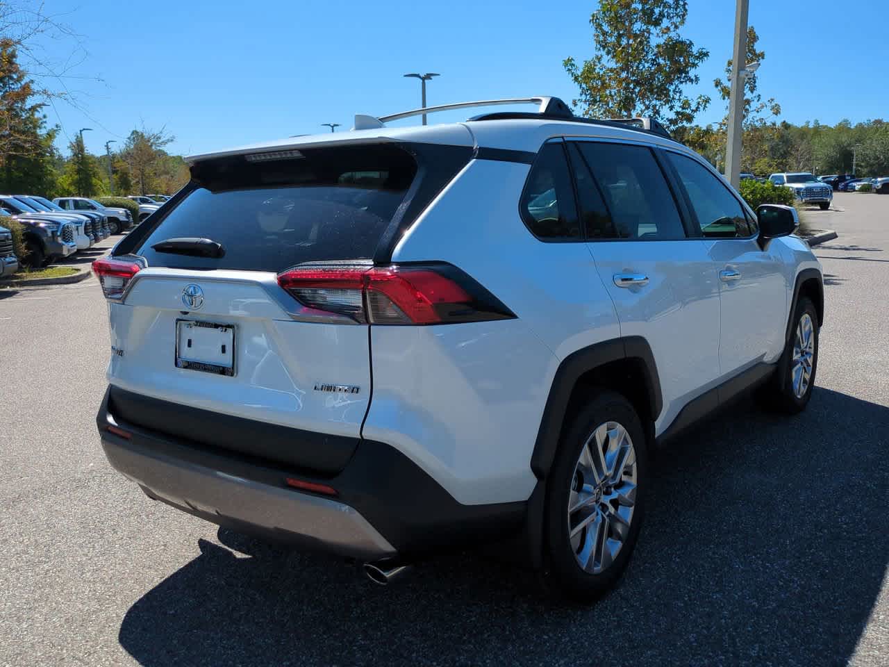 Thumbnail: 2025 Toyota RAV4 - 6