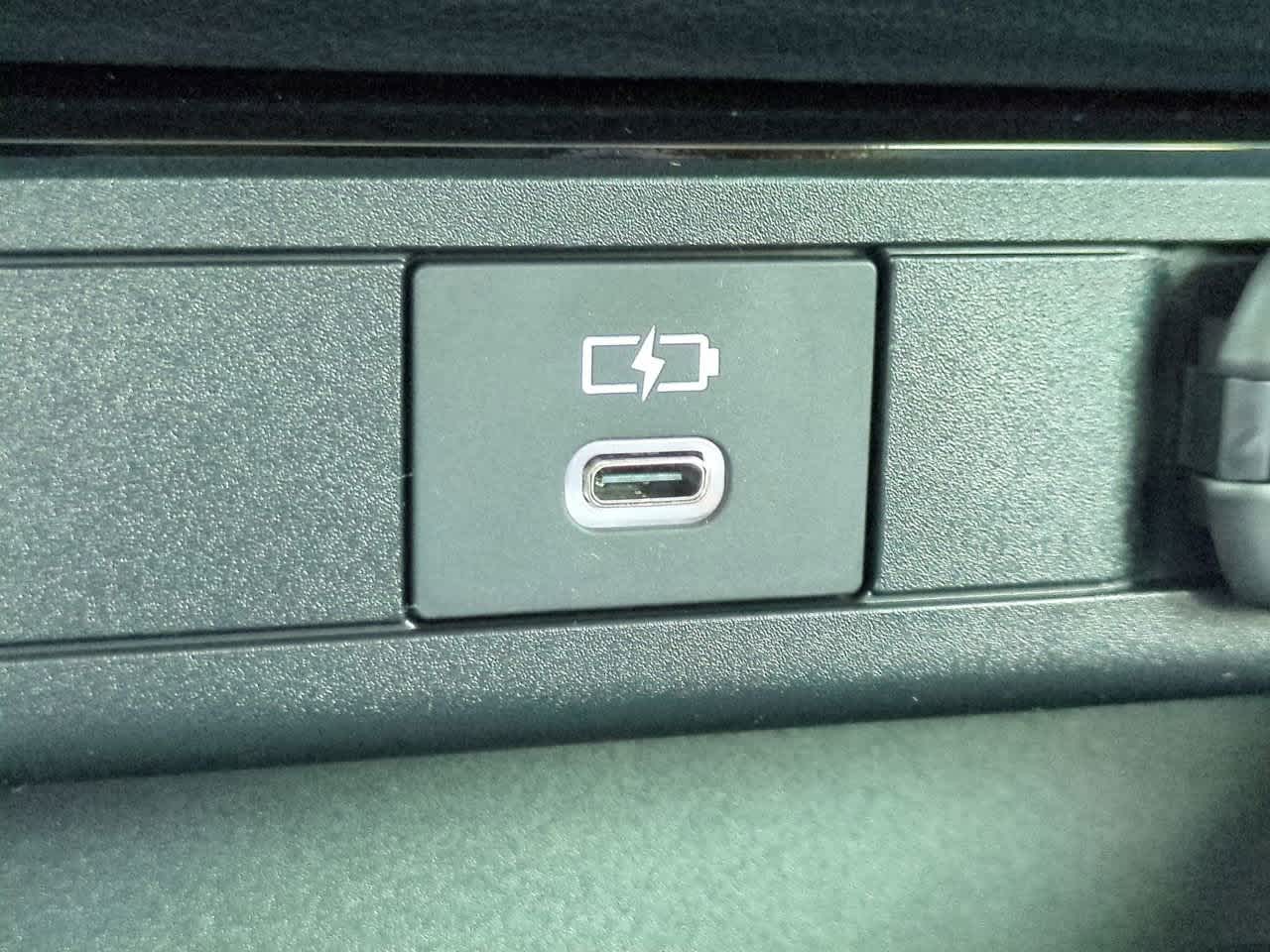 Thumbnail: 2026 Toyota Prius - 21