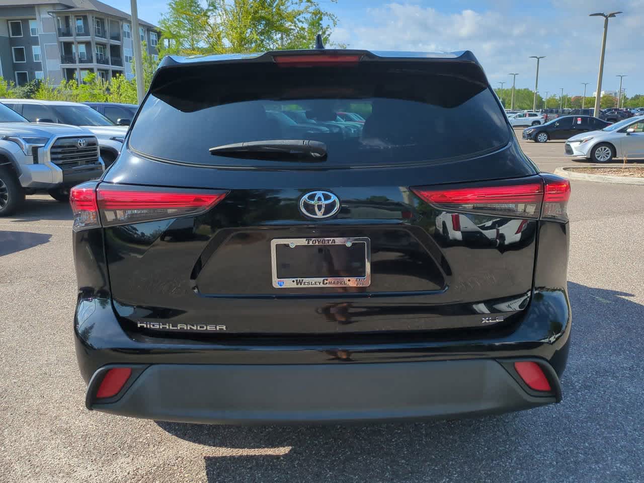 Thumbnail: 2022 Toyota Highlander - 5
