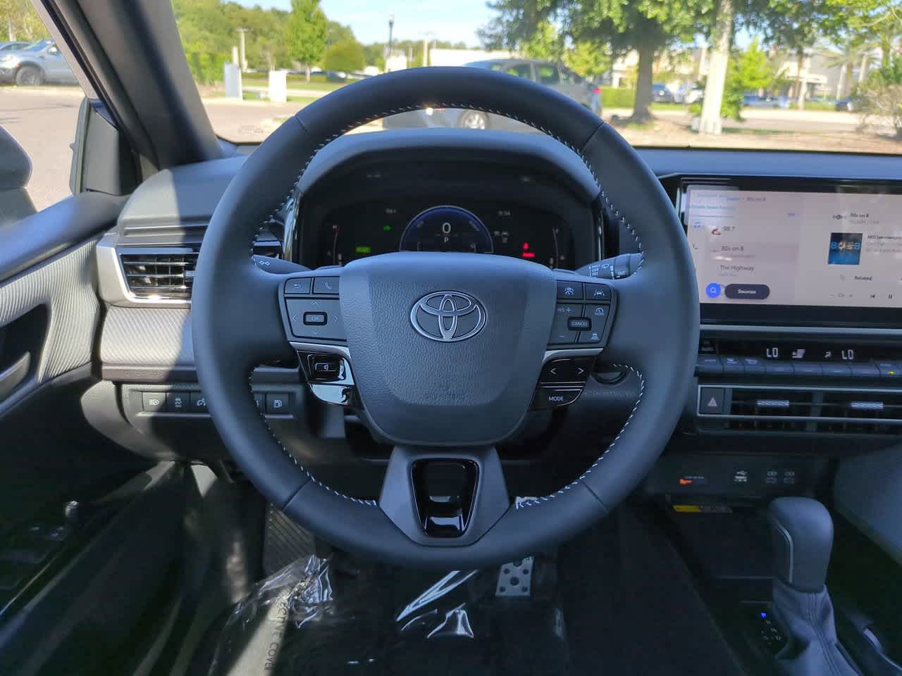 Thumbnail: 2025 Toyota Camry - 15