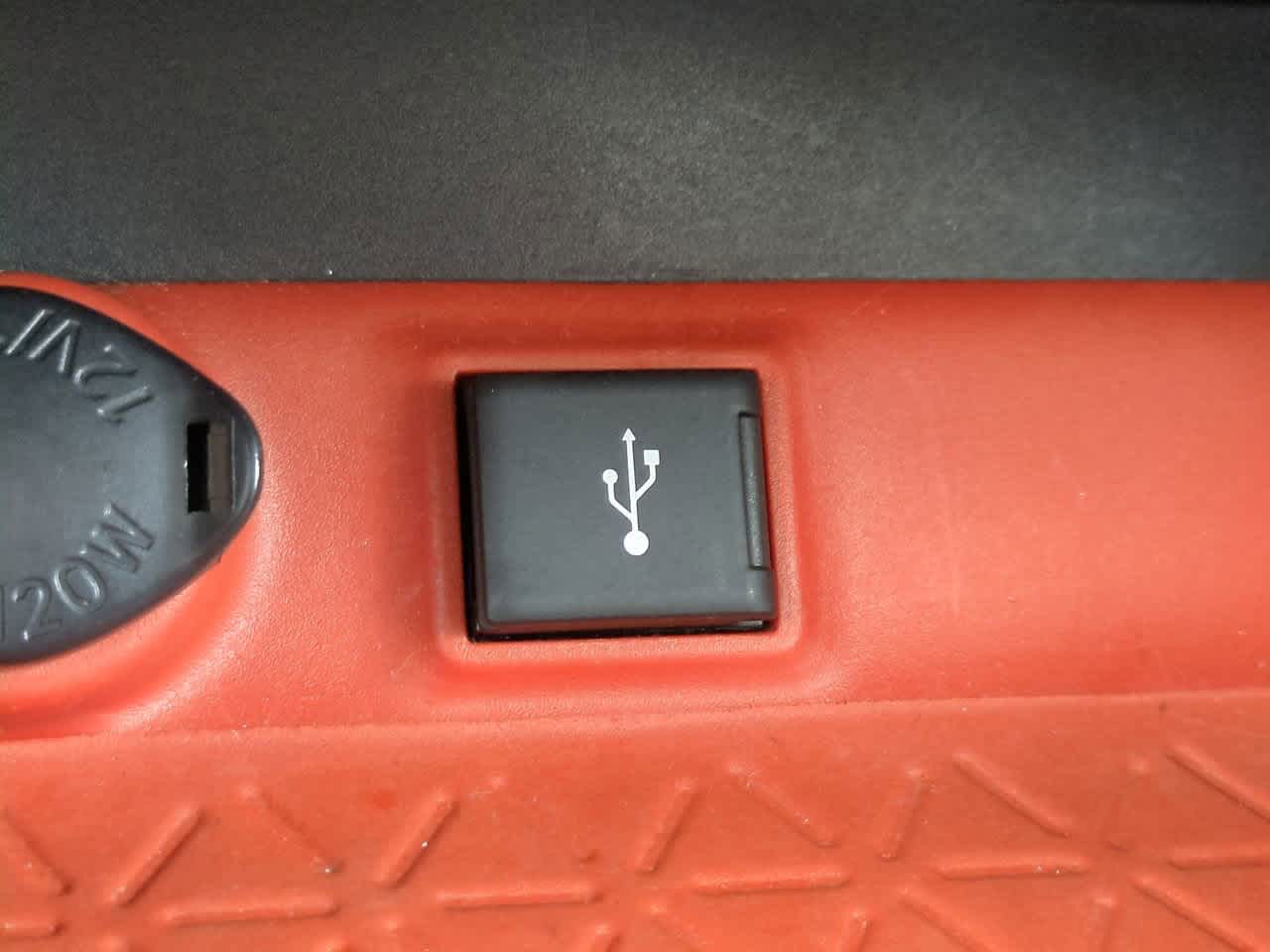 Thumbnail: 2020 Toyota RAV4 - 20