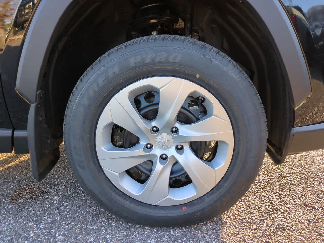 Thumbnail: 2025 Toyota RAV4 - 11