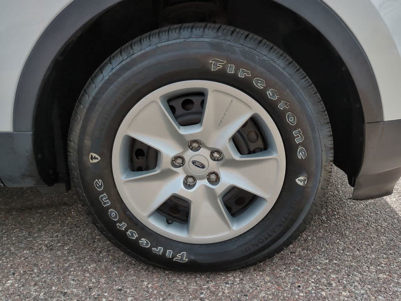 Thumbnail: 2013 Ford Explorer - 11