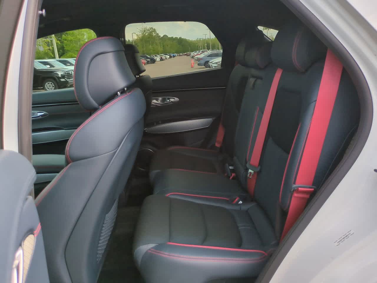 Thumbnail: 2023 Genesis GV70 - 13