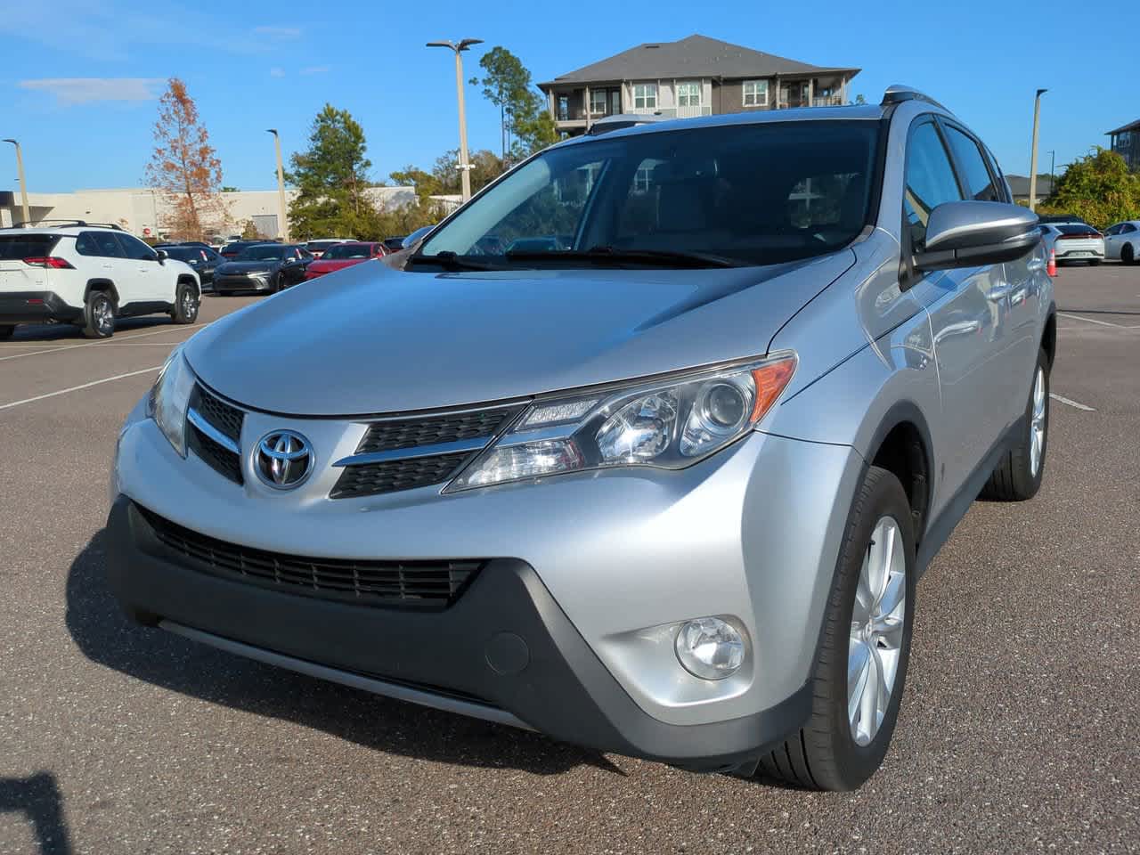 Thumbnail: 2014 Toyota RAV4 - 2