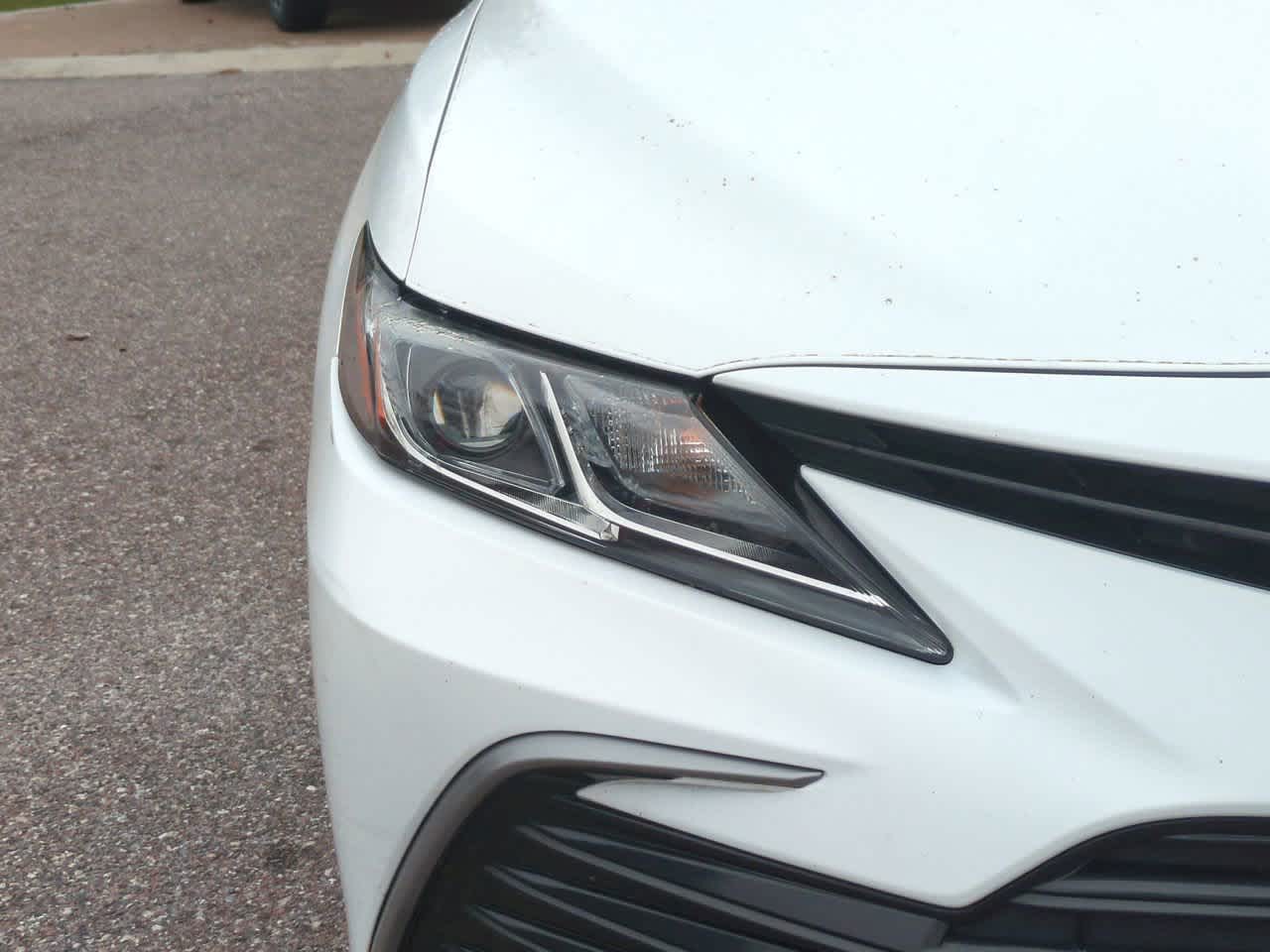 Thumbnail: 2022 Toyota Camry - 10